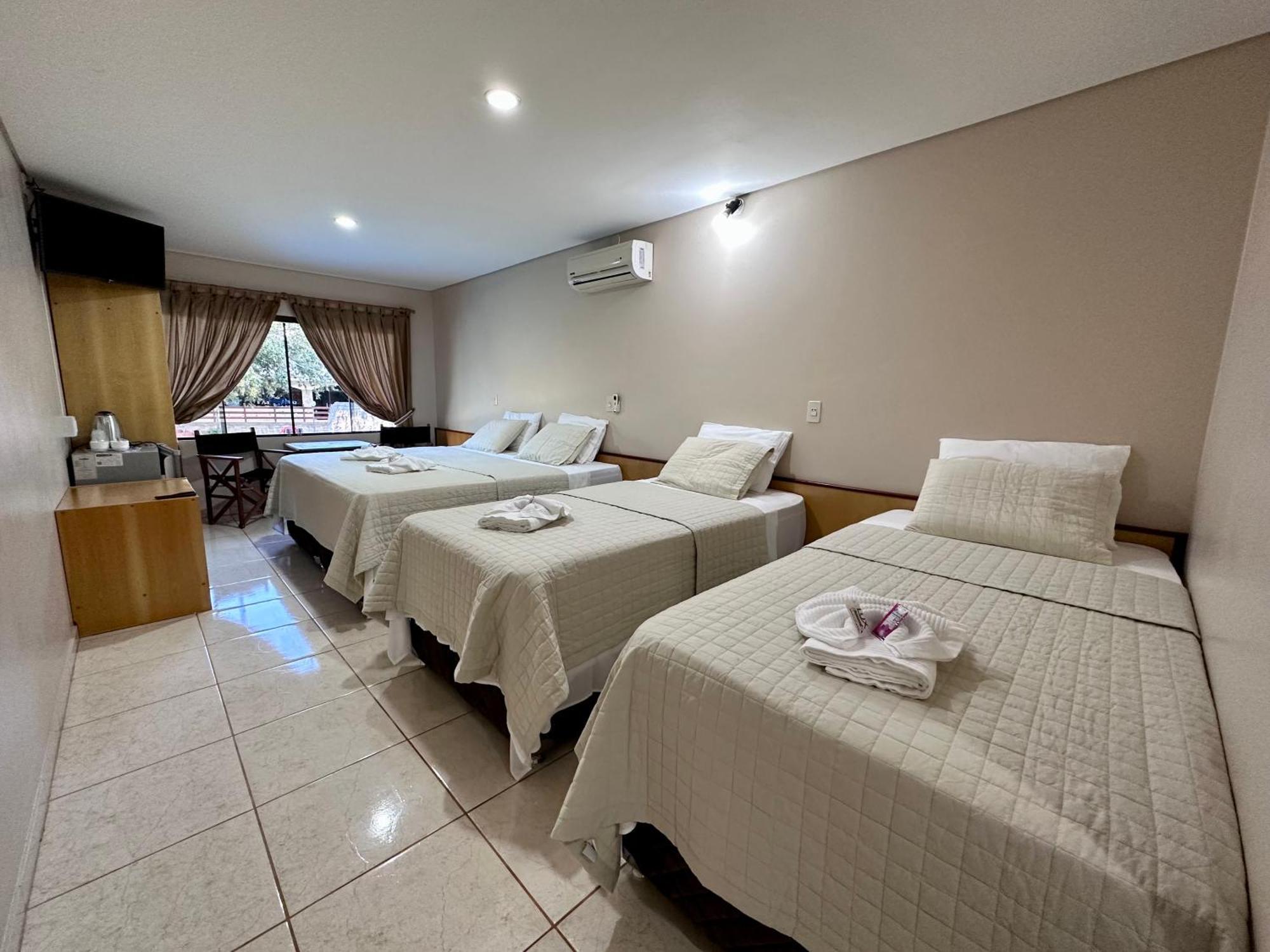 Parque Hotel Manantial Hohenau Экстерьер фото