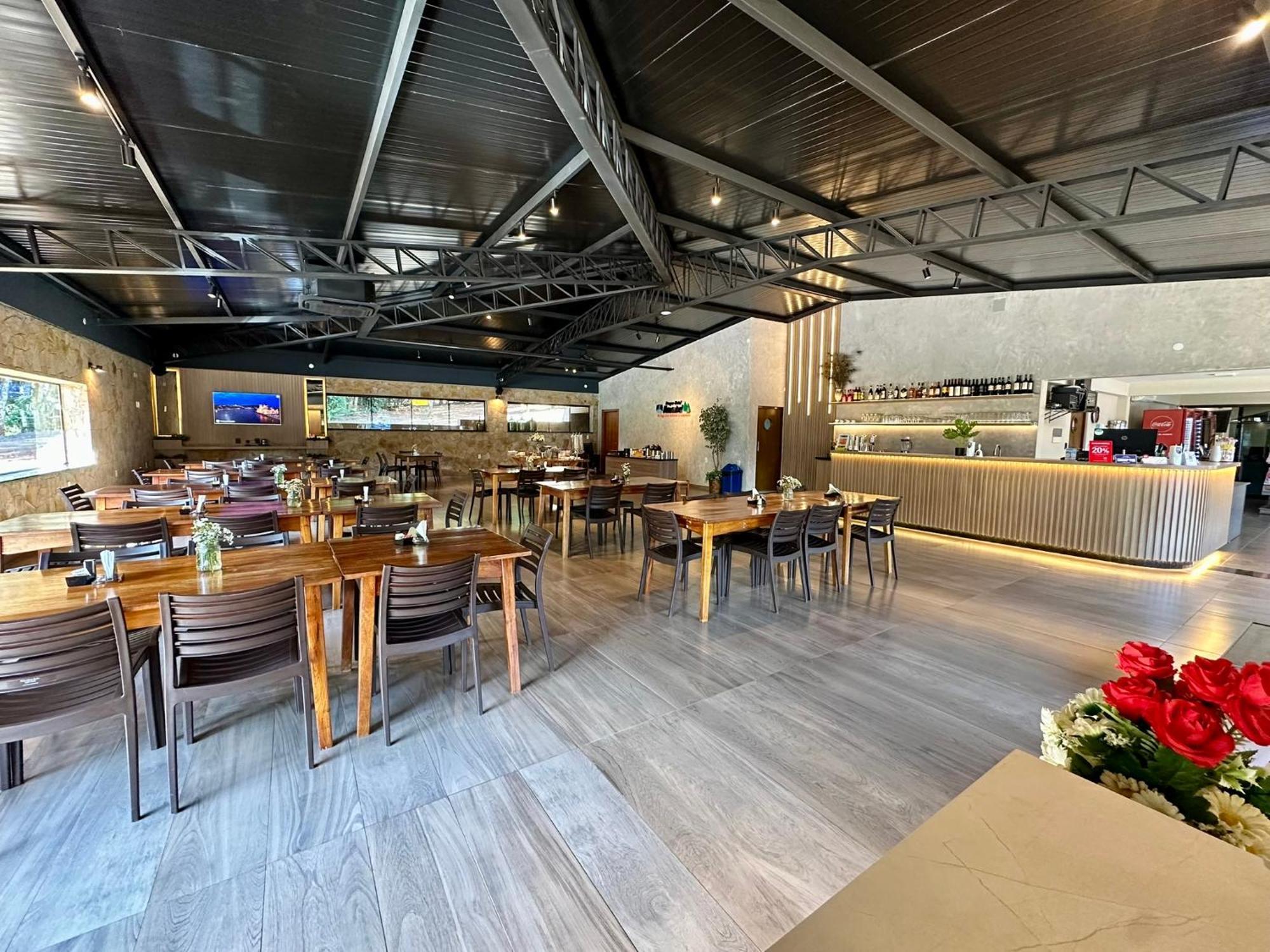 Parque Hotel Manantial Hohenau Экстерьер фото